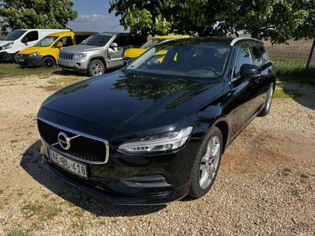 Volvo V90 2.0 [T5] Momentum Geartronic